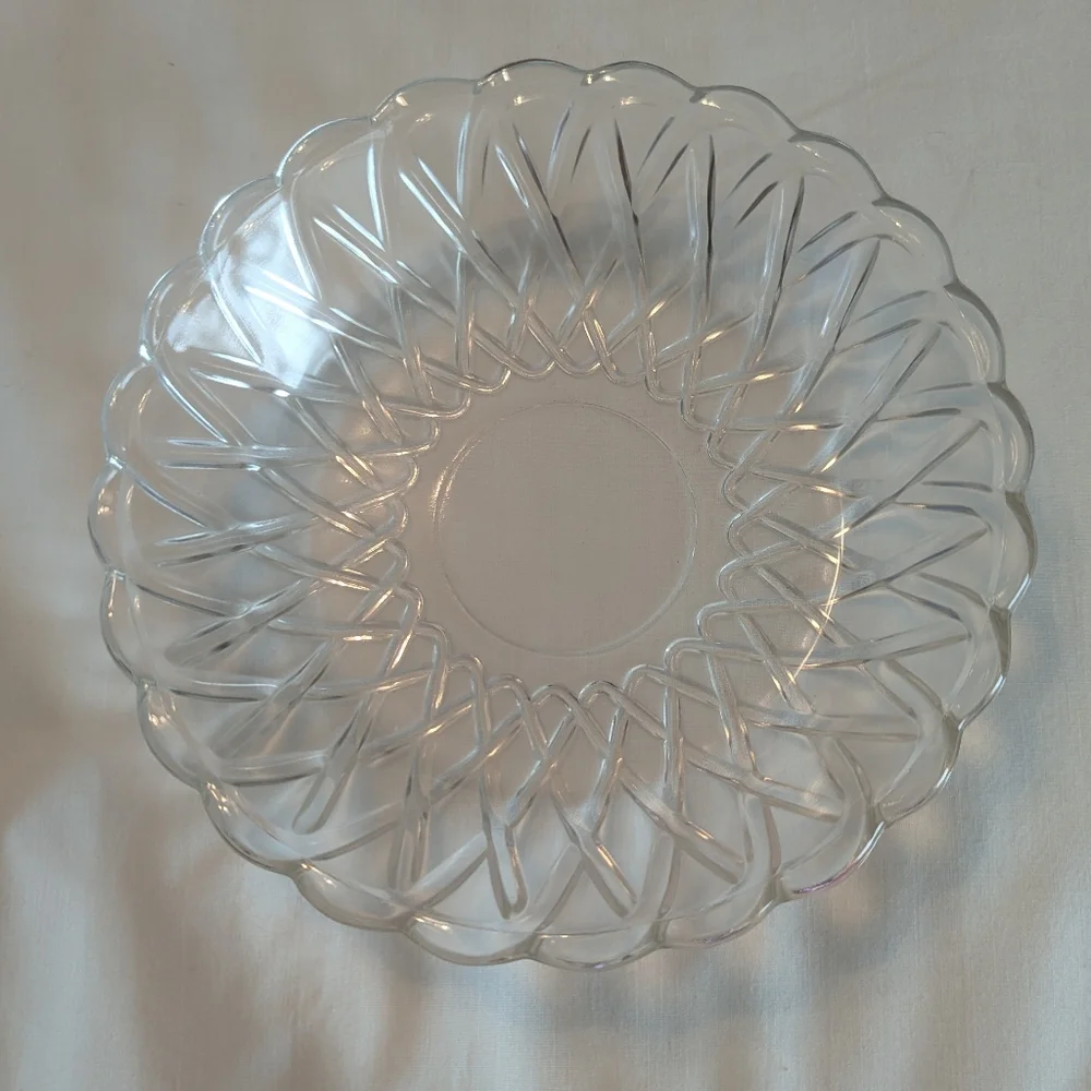 Four Vintage 50s 60s Indiana Glass Clear Pretzel #622 Coupe Soup Bowls
